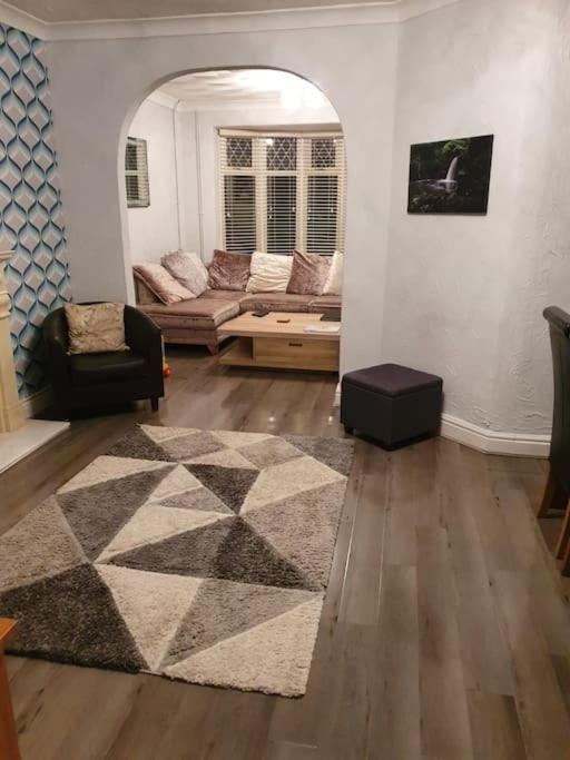 Mellte Avenue - Waterfalls House Pontneddfechan Екстер'єр фото